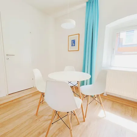 Noor Bright Balcony Parking Optionnoor Bright Balcony Parking Option Apartman Graz